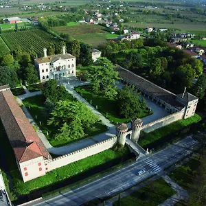  Летний дом Castello Di Италия